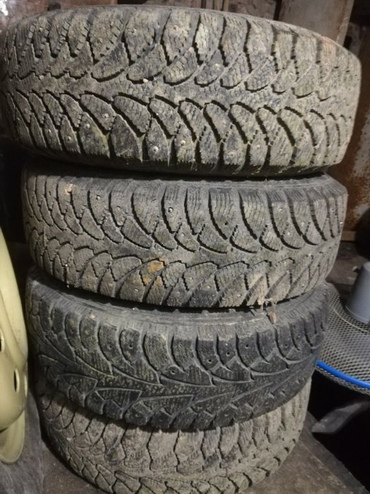 Резина зимняя с дисками