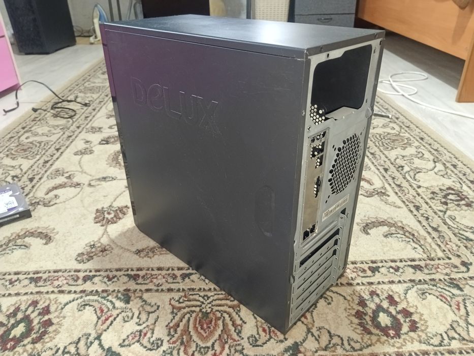 Корпус для компьютера ПК delux