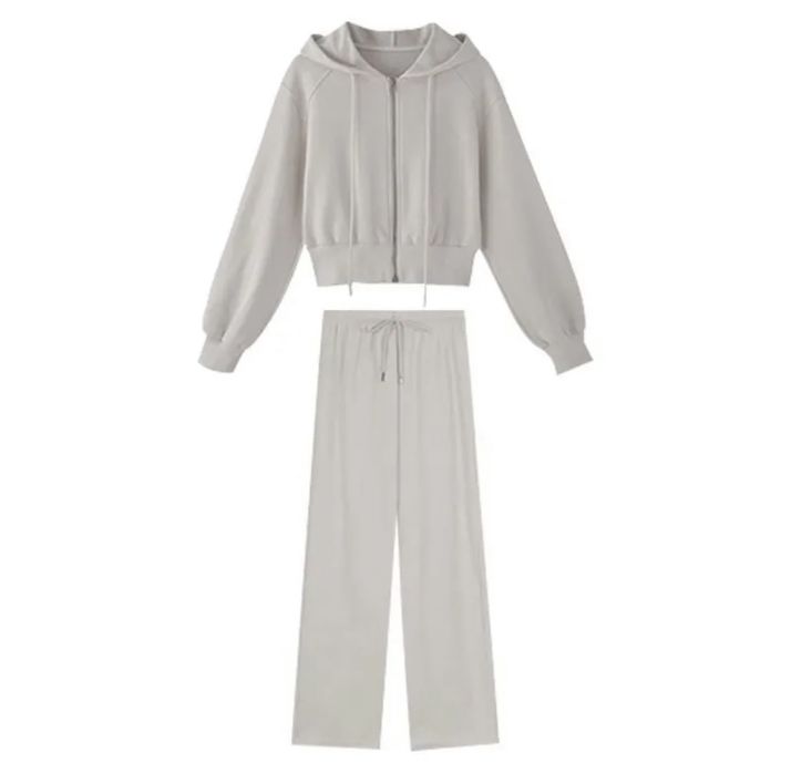 Женская спортивка