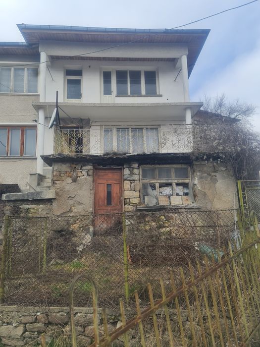 Продава се Къща в Смолян, Устово - 200 кв.м за 189 €/кв.м - Снимка #1