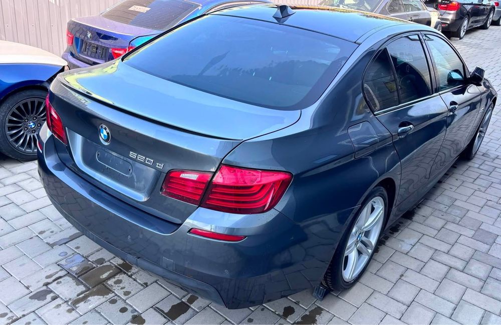 Dezmembrez BMW 520d Lci F10 M-Pack ,Automat,Harman Kardon,Recaro piele,volan M cu padele,geamuri ionizate,jante 351 M