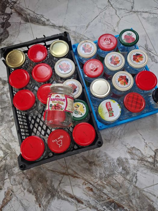 Продаются банки стеклянные