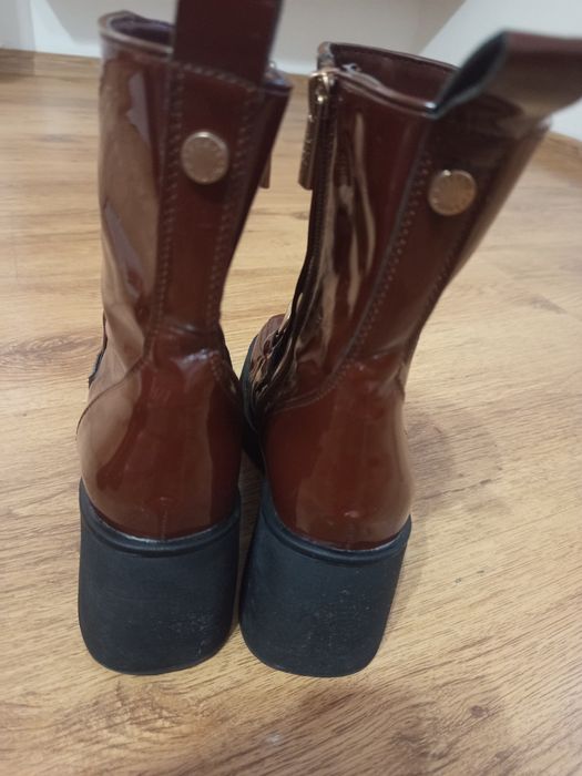 Уникални боти STEVE MADDEN