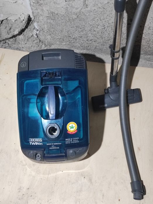 Моющий пылесос Томас