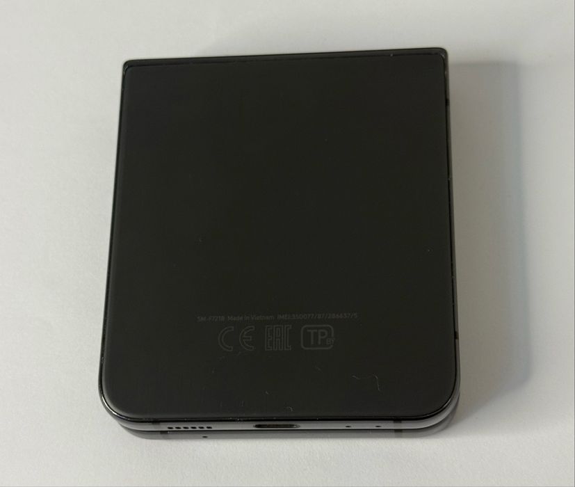 Samsung Z flip 4 Самсунг