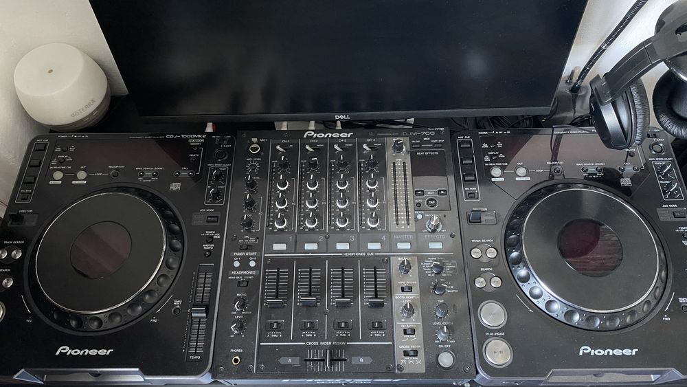 honeybunny♡ 　Pioneer DJ DJM-700-k s-l400.jpg
