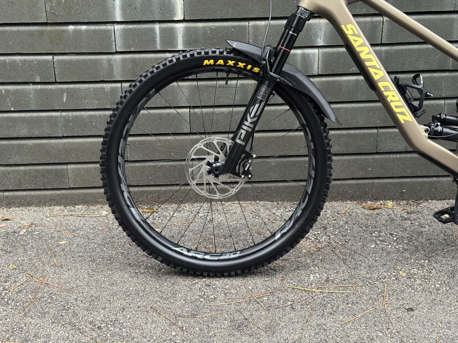 Планински карбонов велосипед SANTA CRUZ 5010 (XL размер)