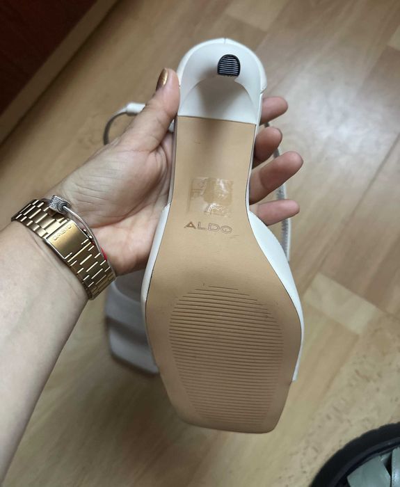 Sandale Aldo impecabile