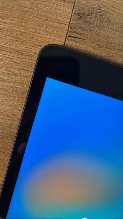 iPad 8th / 128 GB \ Чист iCloud