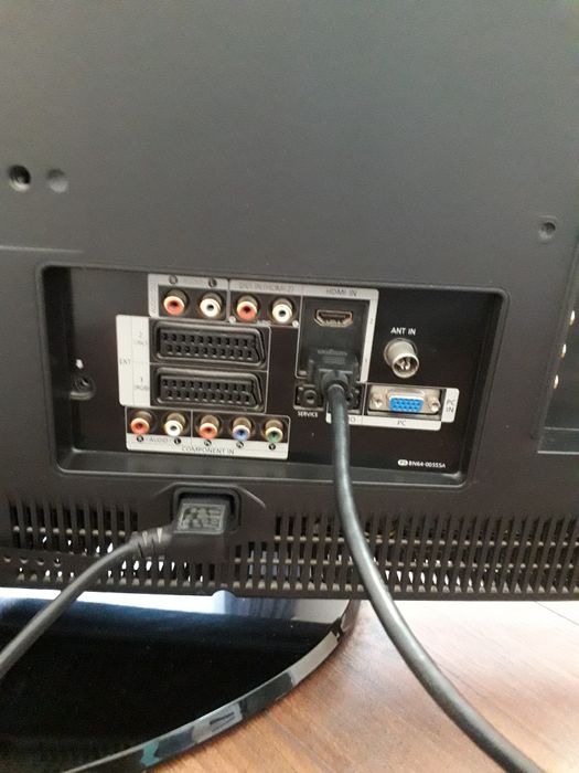 Телевизор Samsung диагональ 80см