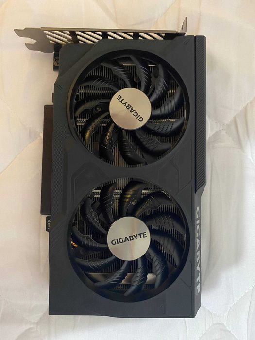 Gigabyte RTX4060 8Gb