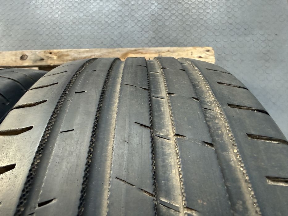 4бр. Летни Гуми С Борд 215/45ZR/17 -NOKIAN+SAILUN- DOT:0524+5119- 5.4мм+5.6мм