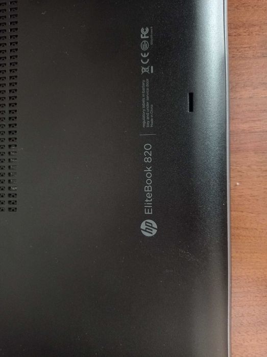 Ноутбук HP Elitebook 820
