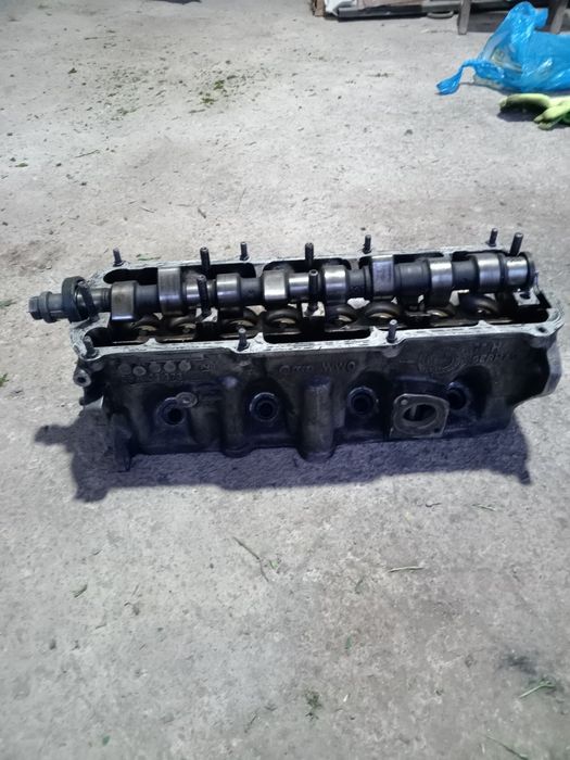 Продам головку на ауди 80