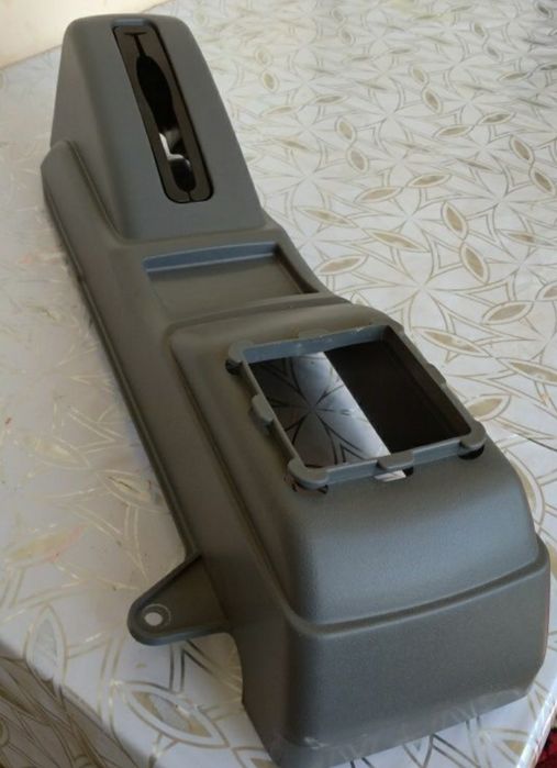 Damas zavod bar Yengi moshinadan yechilgan.