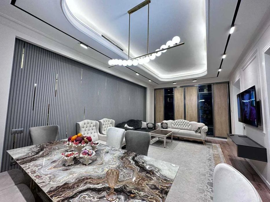 Ул, Чехова-ГАБУС! Сдается новая 4-х комнатная в центре города!