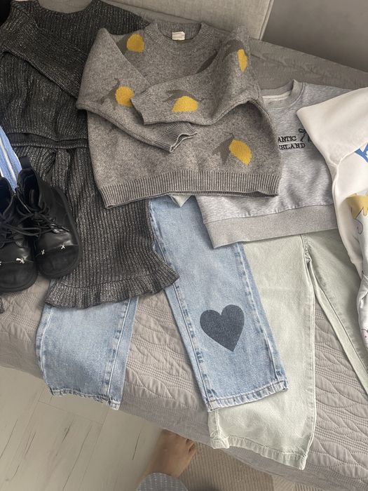 Одежда на девочку б/у 4-6 лет