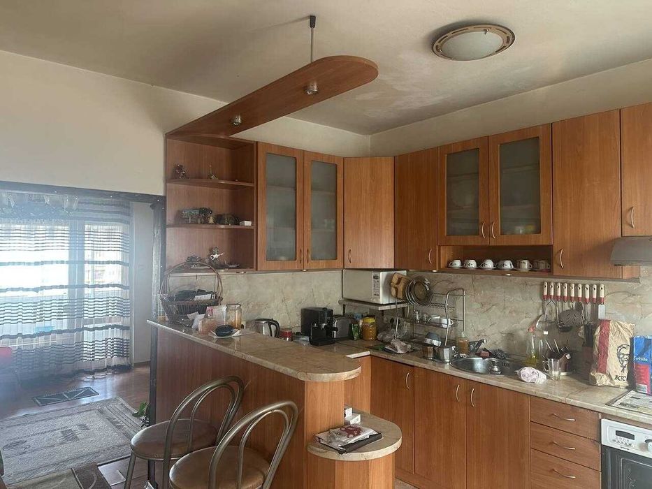 Продава се Тристаен апартамент в Пловдив, Тракия - 92 кв.м за 1680 €/кв.м - Снимка #1