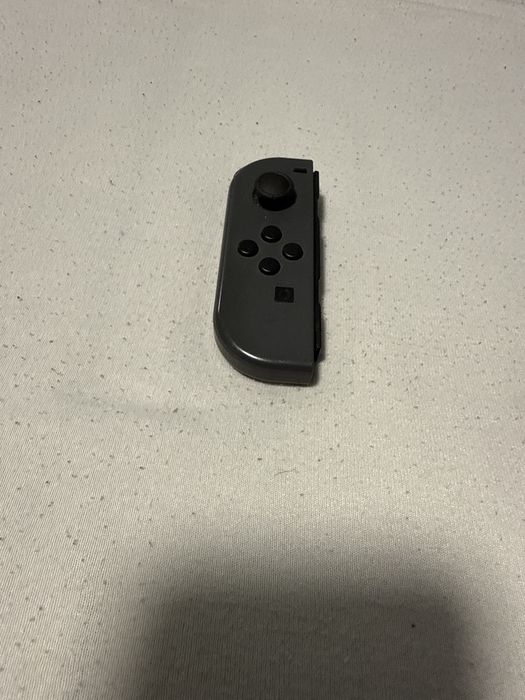 Nintendo switch black в перфектно състояние без стил дрифт и има игри