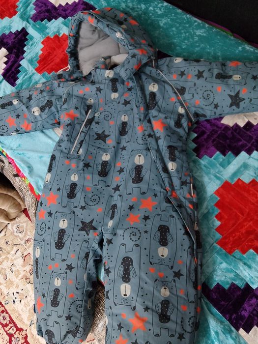 Продам детский комбинезон зимний 5000