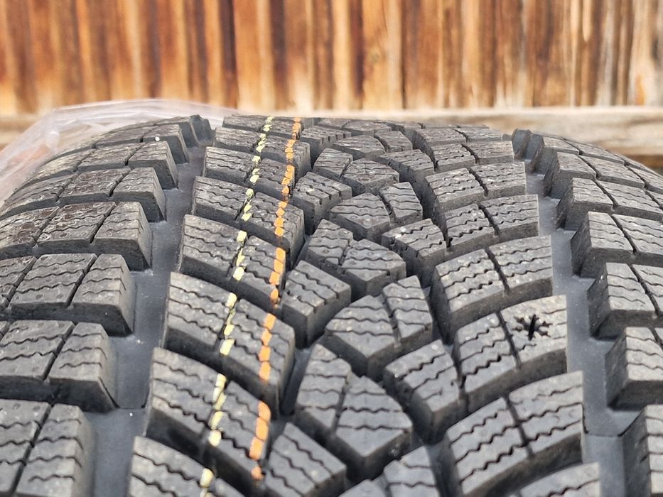 225 55 16 Нови зимни гуми Goodyear Ultragrip Performance+