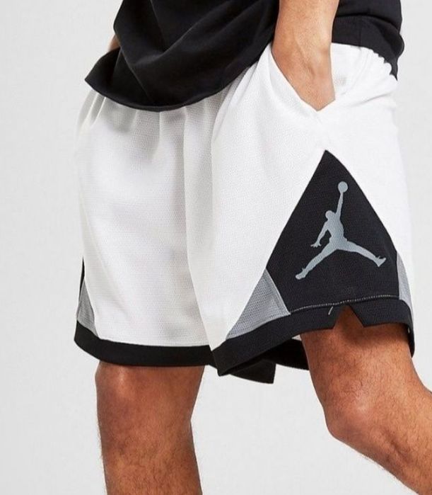 Pantaloni nike jordan
