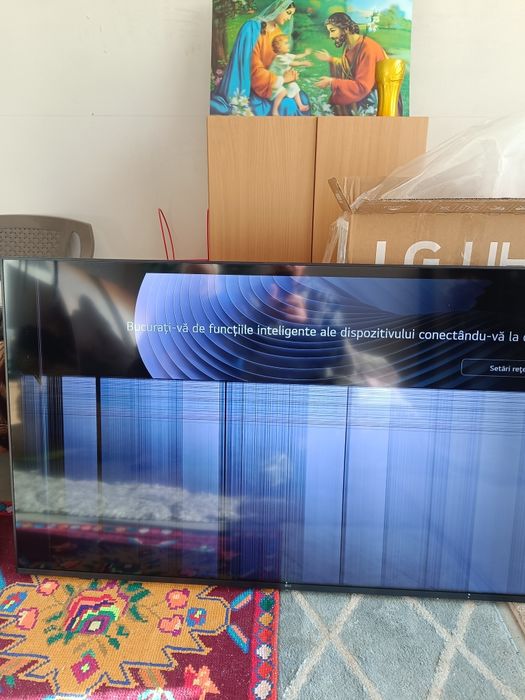 Tv.LG cu displeiul spart.