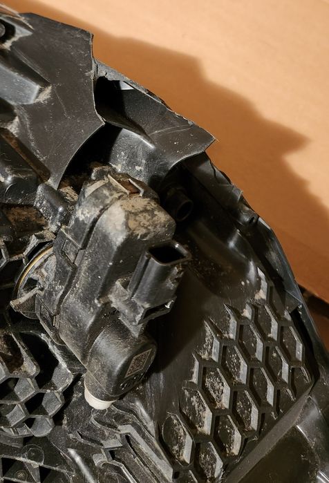 Фары на Renault Kaptur