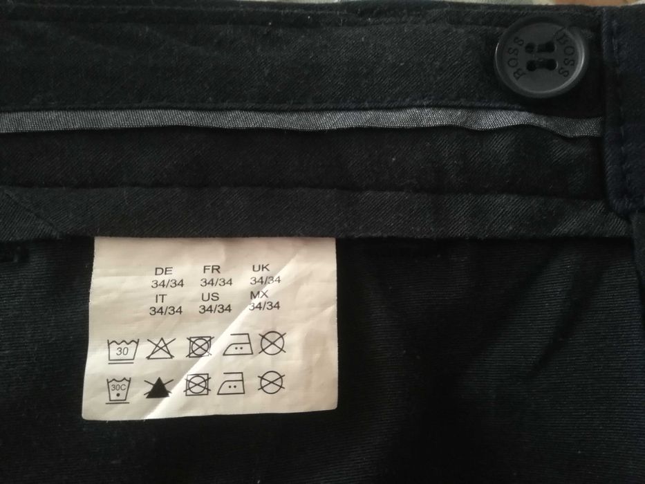 НОВ мъжки панталон BOSS, тъмносин, размер 34/34