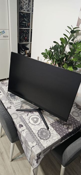 Monitor gaming LG
