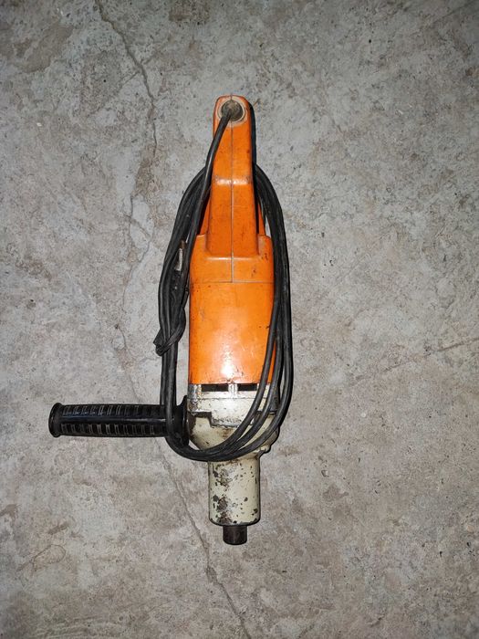 Продается дрель СССР.