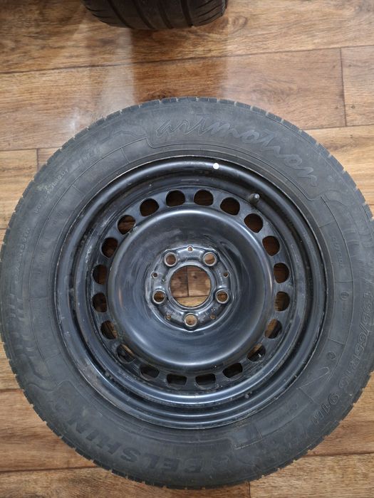 Продам колесо в сборе