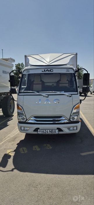 Продаётся  машина JAC  Цена обсуждается».
