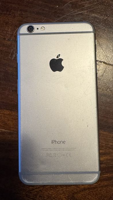 iPhone 6 Plus - dispay spart