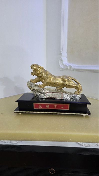 Продам сувениры, статуэтки