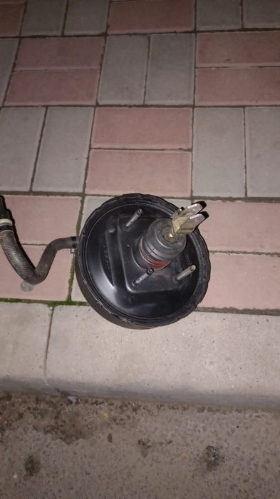Продам тормозной вакуум