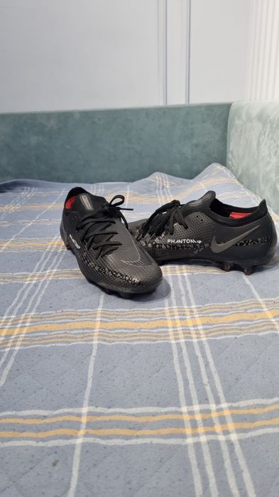Nike qora phantom