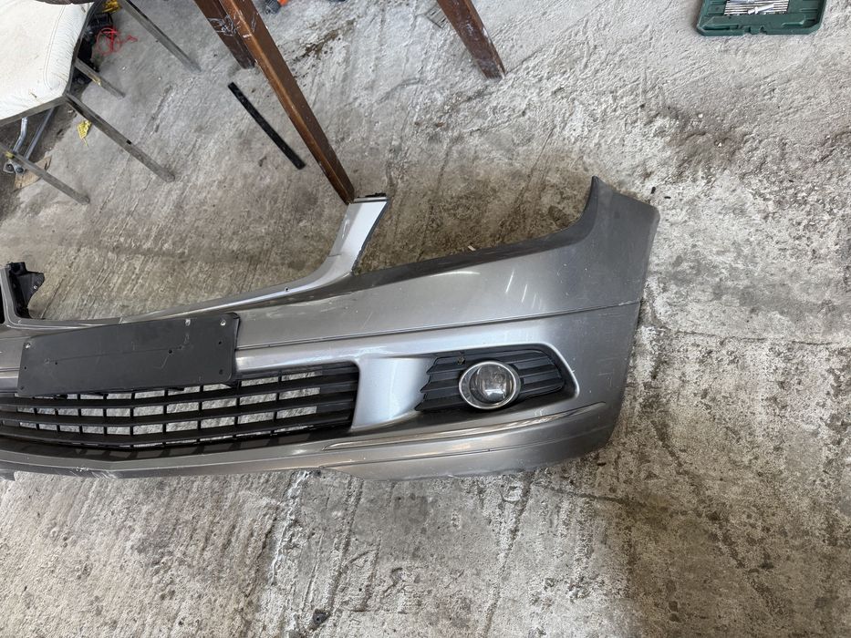 Предна брония за мерцедес W204 2006 G
