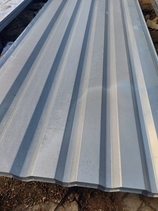 Vând tablă cutată h35 preț  bomba⁉️⁉️⁉️⁉️⁉️
3metri 
4,20metri lungime