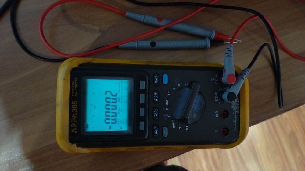 Apărat de măsură, multimetru profesional APPA 305