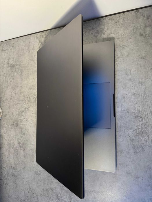 Timi TM1701 – i7-8550U | 16GB DDR4 | 238GB NVMe SSD | MX150 2GB VRAM