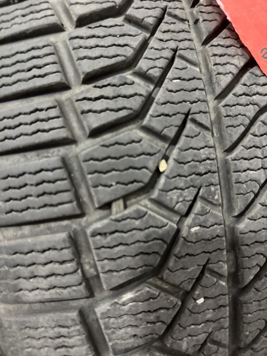 Cauciucuri de iarna 235/55R19