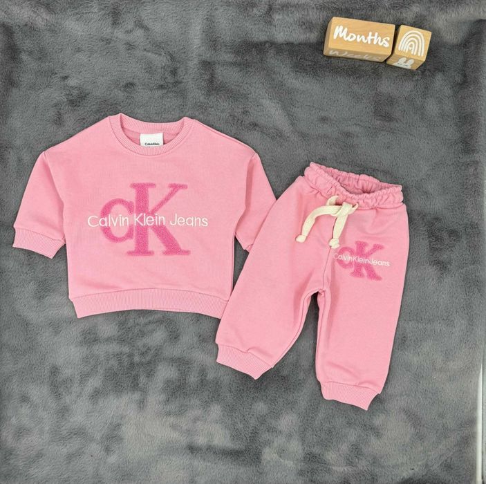 Детски и бебешки  комплекти от 6 месеца до 36 месеца