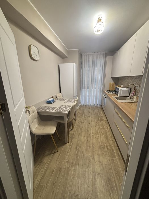 Apartament premium de inchiriat  zona eliberarii