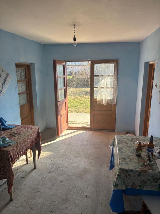 Casă  de vânzare