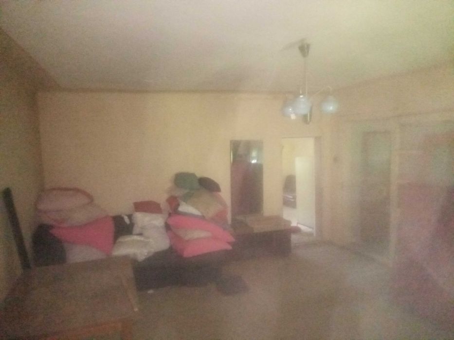 vînd casă bătrânească sat Mânerău nr  76