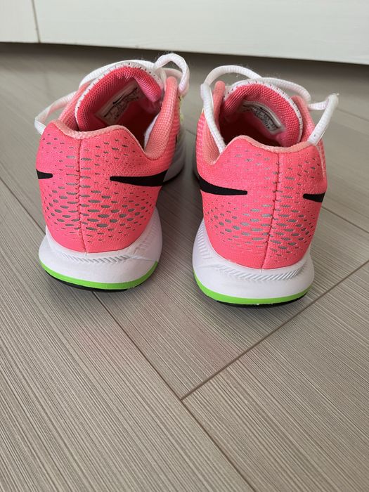 Adidasi Nike Air Zoom femei