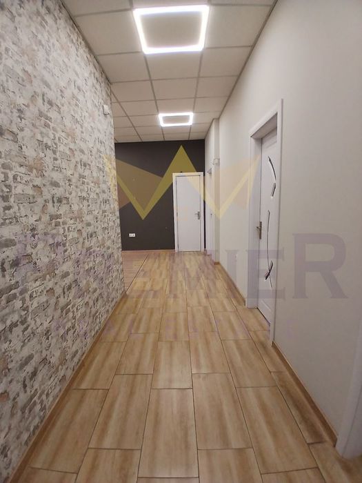 Дава се под наем Офис в Варна, Колхозен пазар - 152 кв.м за 1632 € - Снимка #10