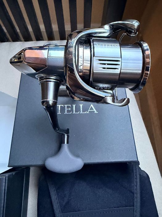Shimano Stella FK 2500SHG