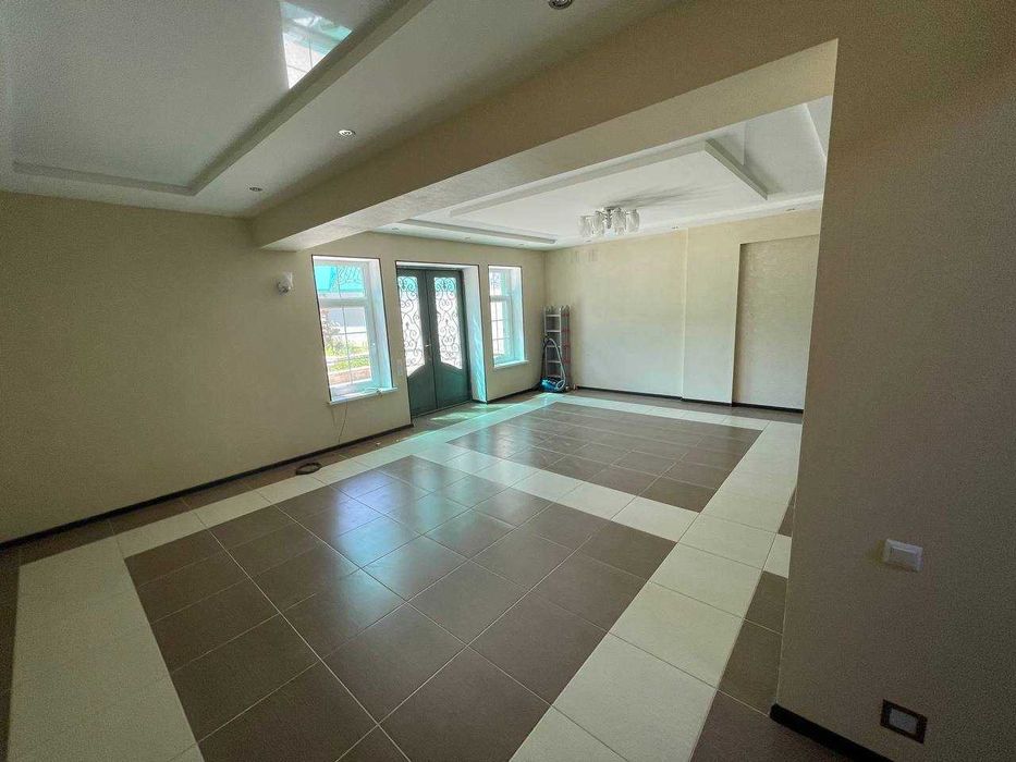 Уч кахрамон постдан кирганда файзли ховли сотилади. NR494/26